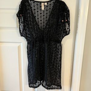 Black swim coverup